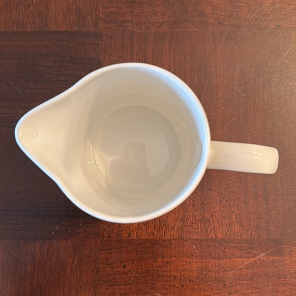 Victoria & Beale Porcelain Primary Mix Creamer Green with black band - Picture 2 of 6